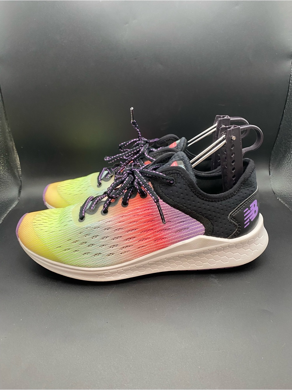 New Balance Fresh Foam Fast Women’s 7.5 M / Youth Girls Sneakers Size 6 Rainbow